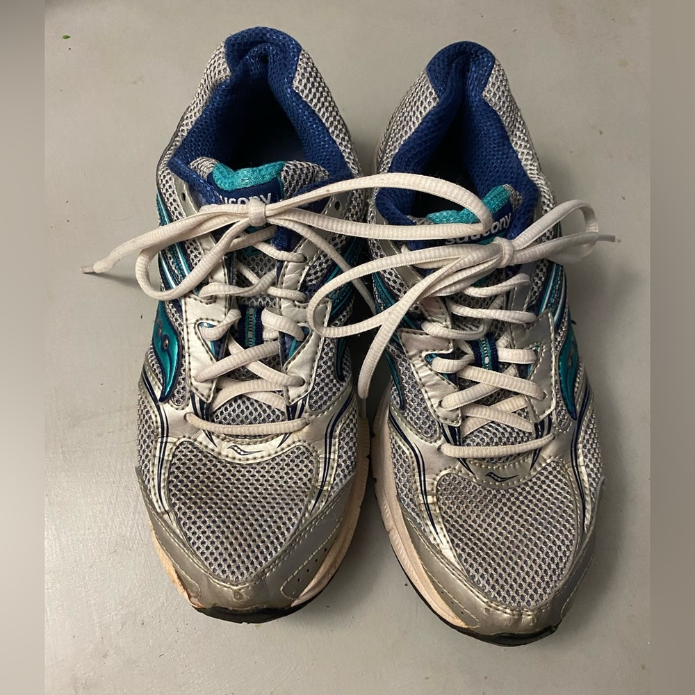 Saucony Cohesion 9 shoes blue and silver women size 8